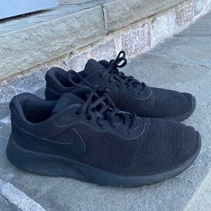 Nike Black sneakers